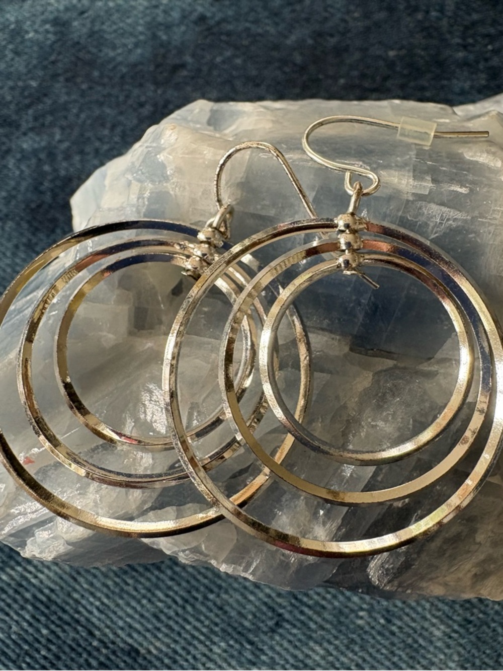 Silvertone Earrings ~ Satellite 3 Circle Hoops